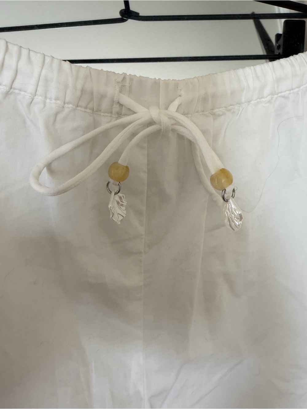 White H&M Eyelet Trim Drawstring Women’s Shorts NWT - Picture 3 of 5